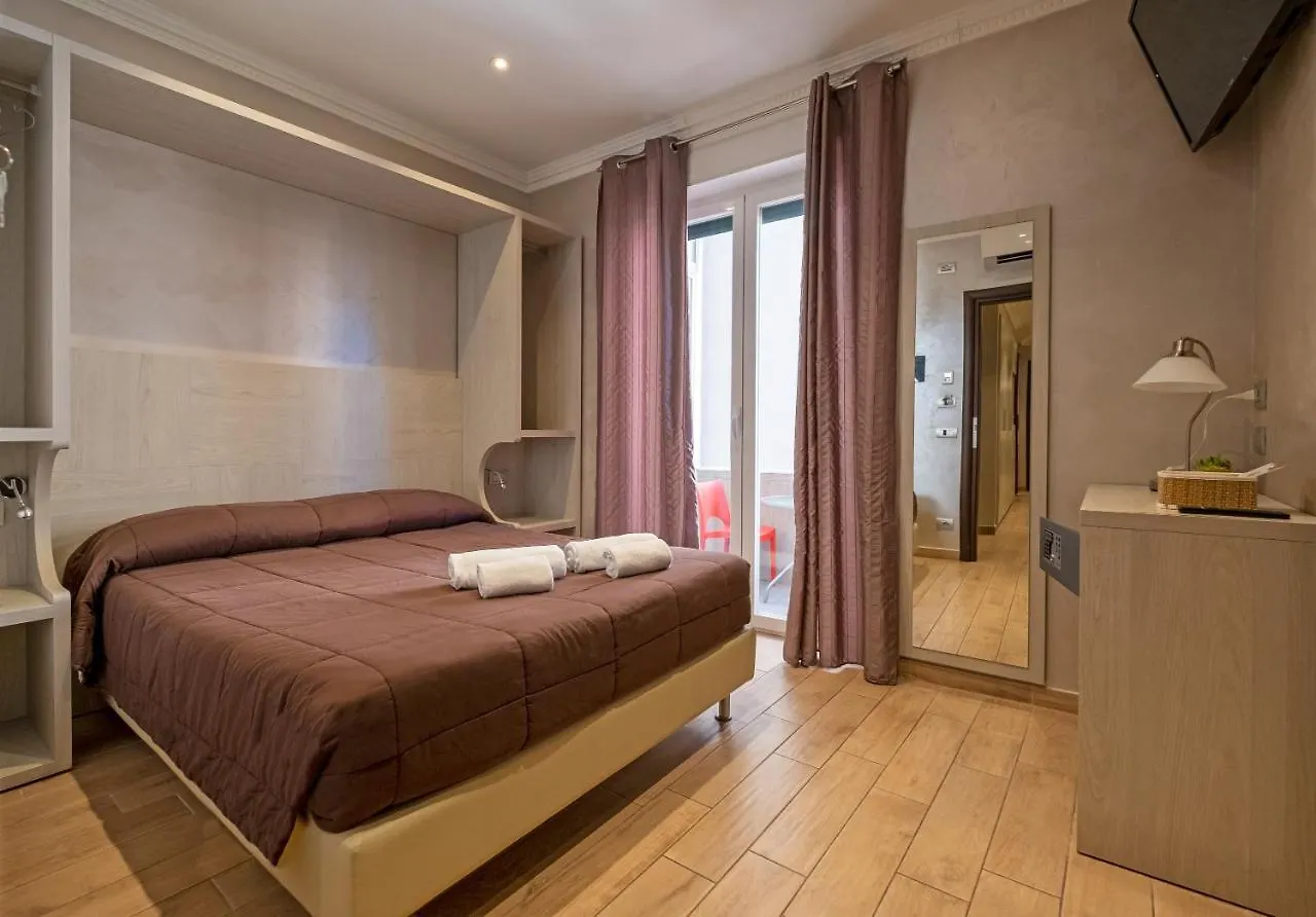 Nana Hotel Sanremo 0*,  Italien